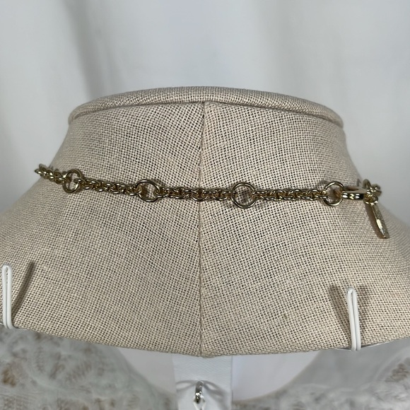 Vintage Alexis Bittar Laced Shared Warm Grey Lucite Necklace - Picture 3 of 4